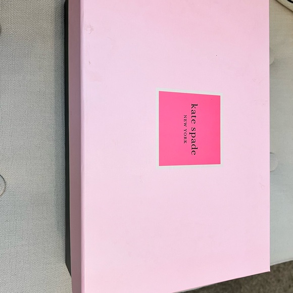 Kate Spade kitten heel - black suede - Coco 6.5 NEVER WORN - Picture 9 of 9